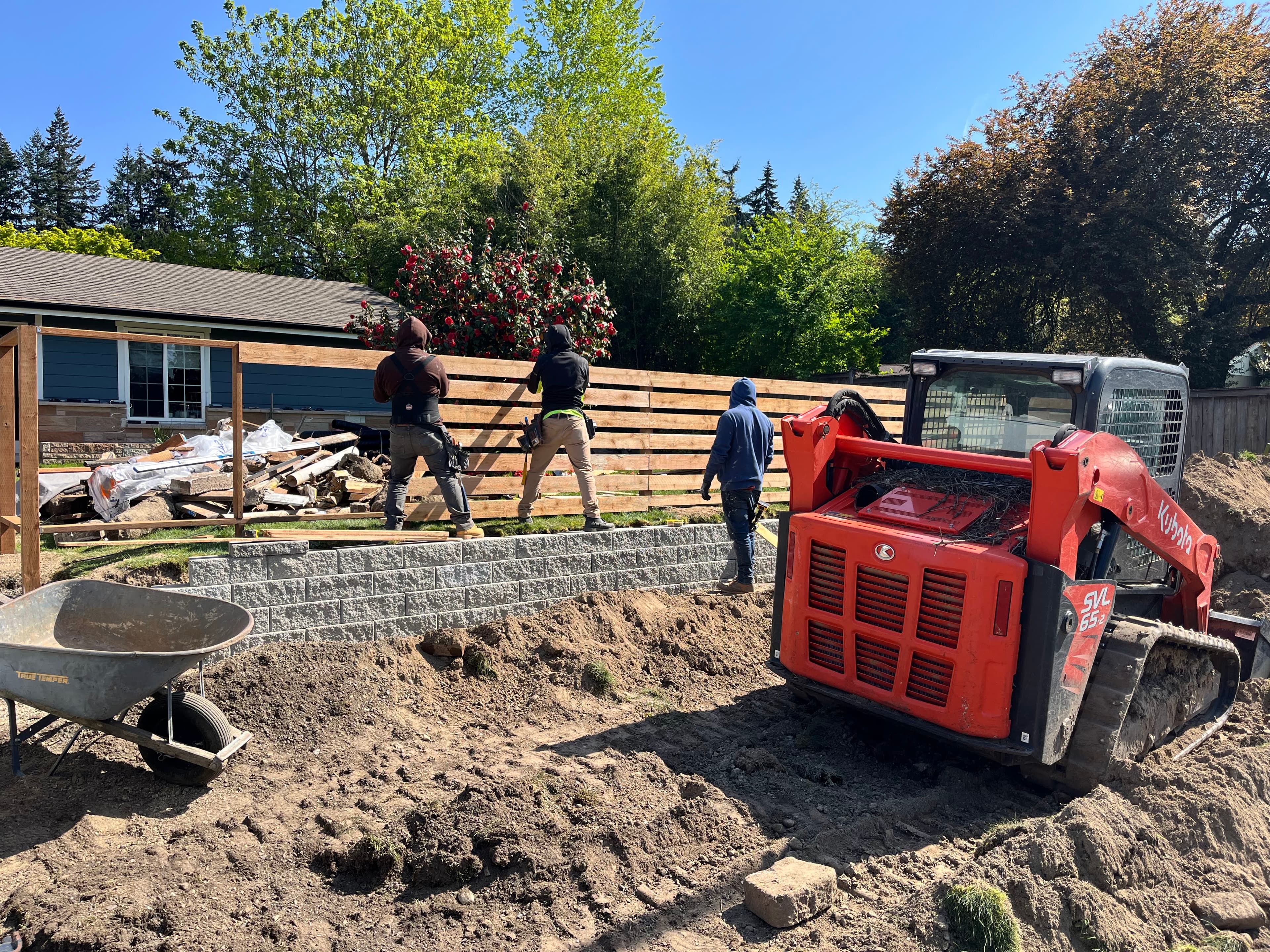 Building and Outdoors Solutions Home